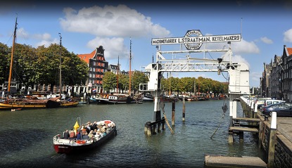 Scheepsdok Straatman in de Wolwevershaven