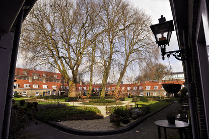 Arend Maartenszhof, Museumstraat 52