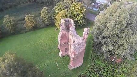 Huis te Merwede vanuit een drone